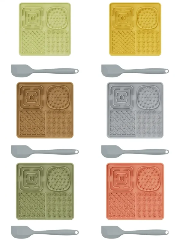 Silicone Non-Slip Waterproof Pet Feeding Tray with Scraper 8.7×8in