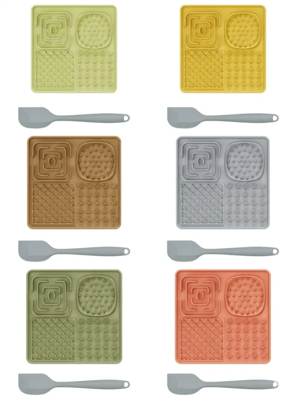 Silicone Non-Slip Waterproof Pet Feeding Tray with Scraper 8.7×8in