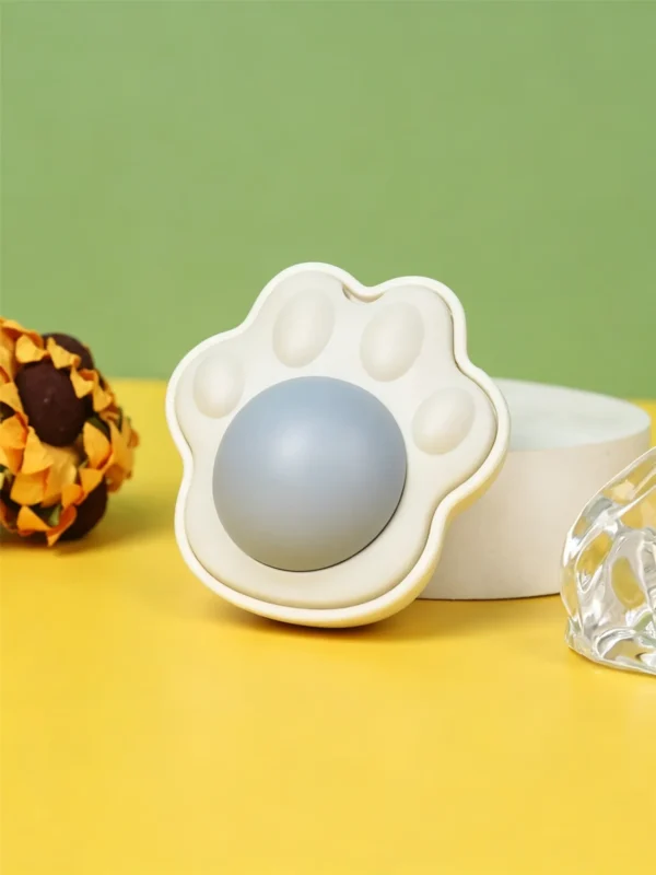 图片处理与卖点提炼 (1)_副本-compressed Catnip Lick Ball – Interactive Toy for Gentle Licking & Rolling