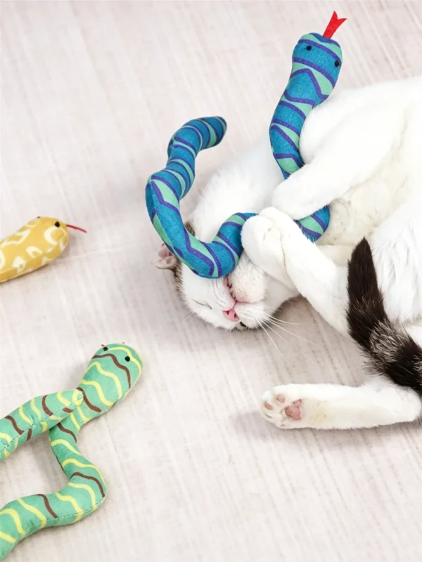 Catnip Snake Striped Plush Toy – for Kicking & Pouncing