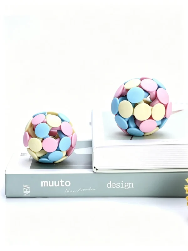图片处理与翻译 (7)_副本-compressed Tricolor Macaron Woven Ball with Jingle Bell – Cat Toy