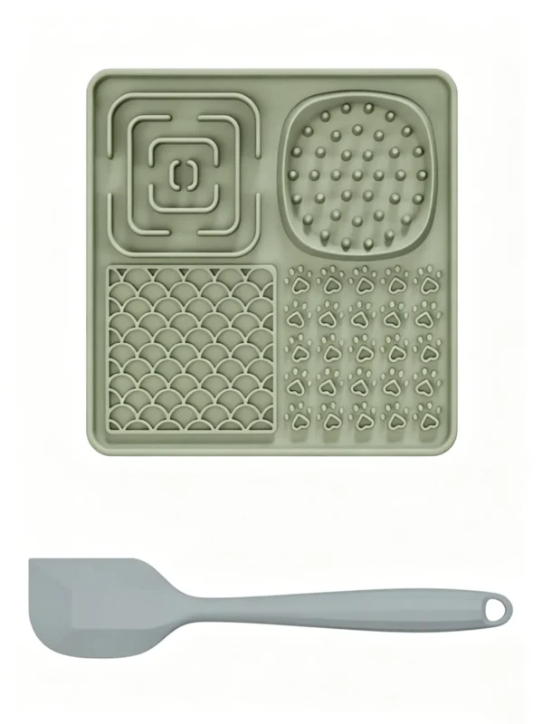 Silicone Non-Slip Waterproof Pet Feeding Tray with Scraper 8.7×8in