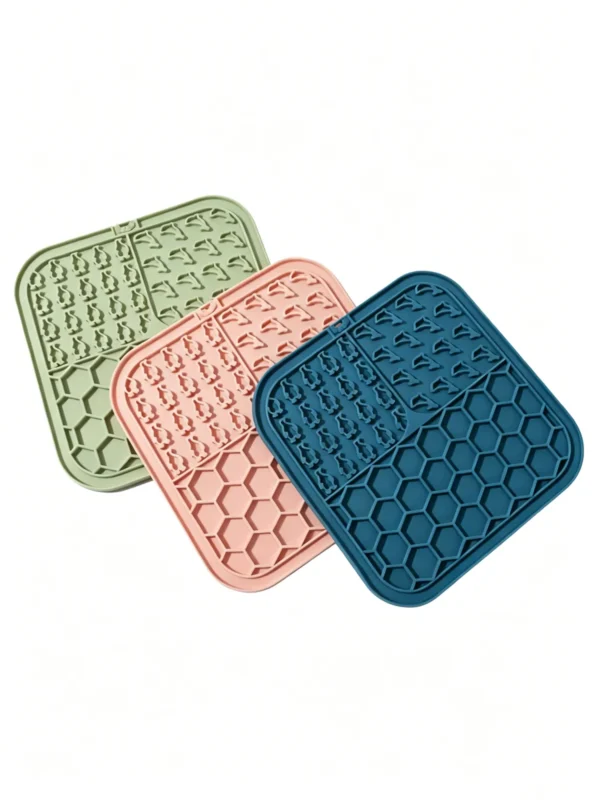 Non-Slip Silicone Cat & Dog Feeding Mat – Waterproof, 7.9×7.9 in