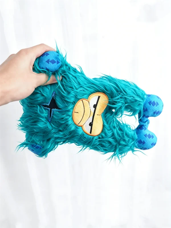 提炼产品4大卖点 (8)_副本-compressed Squeaky Plush Monster Toy for Cats – Soft & Engaging